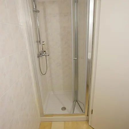 Apartma Lara With Affordable Parking