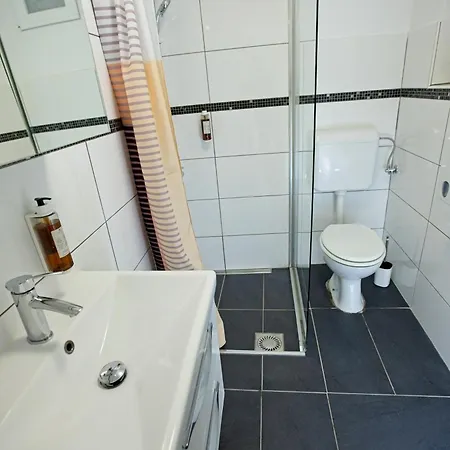 Apartment Lara With Affordable Parking Piran