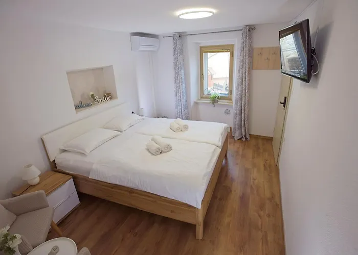 Lara With Affordable Parking Lejlighed Piran