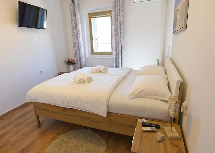 Apartment Lara With Affordable Parking Piran