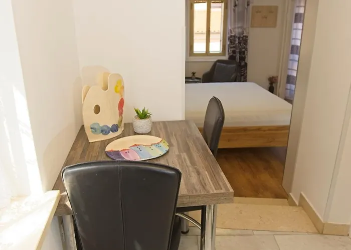 Apartment Lara With Affordable Parking Piran