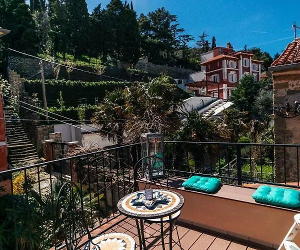 Lara With Affordable Parking